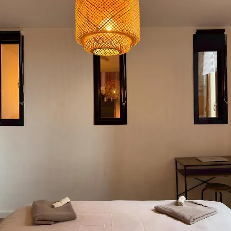 French Loft - Central & Comfy *